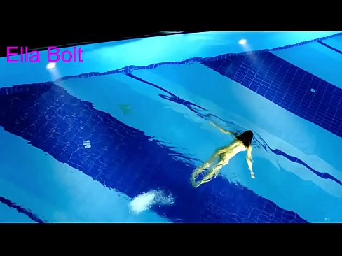 ❤️ Saya tidak bisa berhenti menonton, pirang muda tertangkap basah berenang di kolam resor ELLA BOLT Porno fb di id.pornmega.ru ️❤