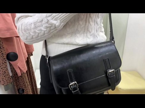 ❤️ Masturbasi publik dari jalang muda FeralBerry dengan dildo di kamar pas Porno fb di id.pornmega.ru ️❤